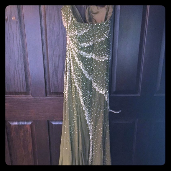 Fully-Beaded Green Gown Dress - Picture 1 of 8